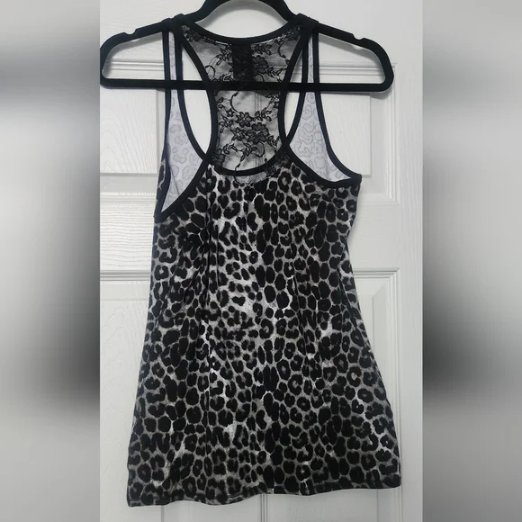 Express Tank Top Bundle Size M - Picture 3 of 5